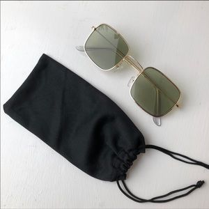 Very cute vintage rectangle sunglasses